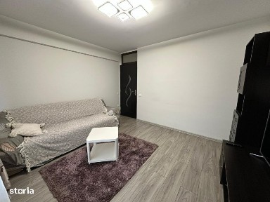 Apartament doua camere, 45mp, cartier 1 Mai, zona Liceul Marin Sorescu