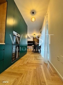 Apartament cu 4 camere, 105 mp, terasa de 50 mp, zona Teilor