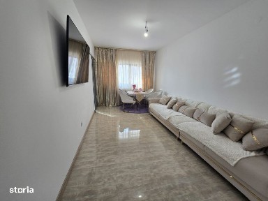 Apartament 3 camere, zona Targul Saptamanal