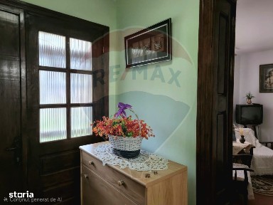 Casă / Vilă cu 7 camere de vânzare