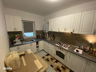 Duplex cu 4 camere si mansarda. Complet mobilat si utilat. Comision 0