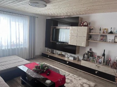 Casa de vanzare sau afacer în turism, 15000 metri pătrați teren în jur