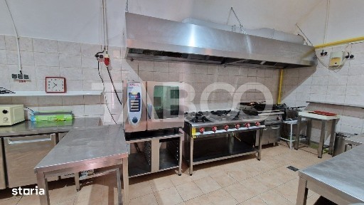 Piata Mare-Restaurant terasa inchiriata separat