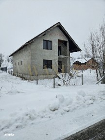 Casa semifinisata P+E de vanzare - Beclean, cartier Podirei, langa B