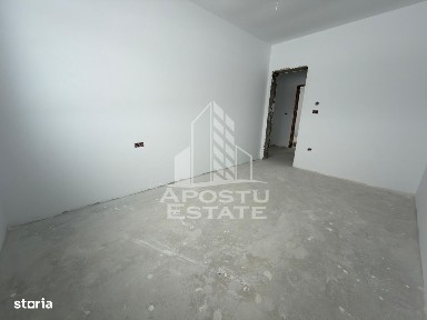 Duplex cu 5 camere si 3 bai, 300mp teren complet finisat in Giroc.