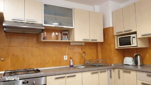 Inchiriez ap 2 camere decomandat Cluj N zona Grigorescu