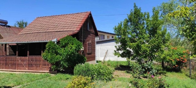 Casa din lemn in Uileacu de Munte