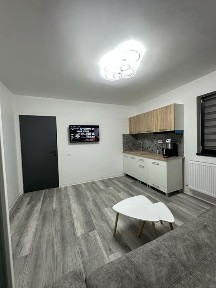 Inchiriez garsoniera et:1