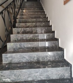 Apartament la pod, 275 mp, parcare, str Abatorului
