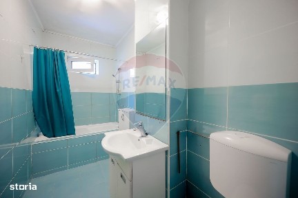 De vânzare apartament cu 3 camere în zona Nufărul