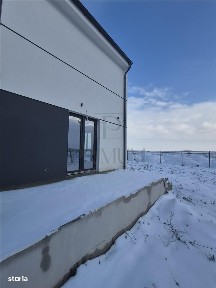 Duplex superb cu 4 dormitoare - teren 330 mp - locatie foarte buna - c