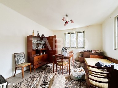 Casa tip duplex cu teren generos de vanzare in Gruia