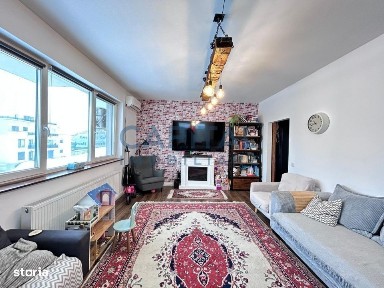 Apartament 3 camere, decomandat,etaj 1 + garaj + curte,zona Campului┃