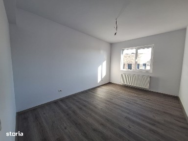 Ap. 3 camere decomandat, 2 bai, debara, 91 mp utili, PARCARE INCLUSA