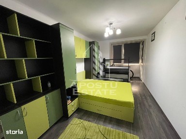 Apartament 2 camere semidecomandat, etajul 2, zona Dambovita