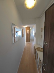 Apartament 3 camere, bloc mic 2014, complet mobilat + 2 locuri parcare