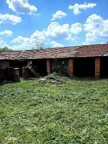 Vand casa in Ciclova Romana 39900€ fix
