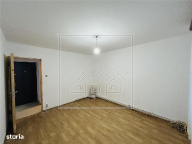 Strada Steflesti, Vasile Aaron, Sibiu