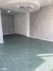 SPATIU COMERCIAL -Stradal