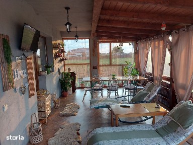 Casa cu mansarda de vanzare