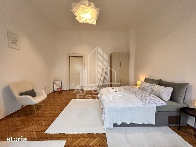 Apartament, spatios etaj 1, vedere in Piata Victoriei