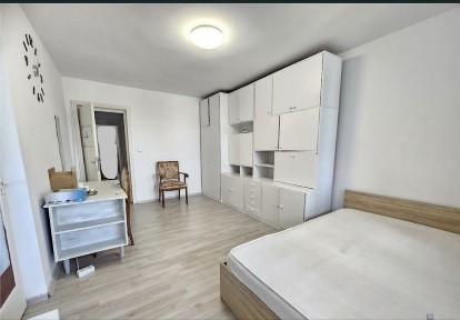 Apartament 4 camere zona 7 Noiembrie UMFST Spitale