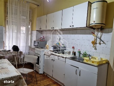 Apartament cu 4 camere Ultraentral
