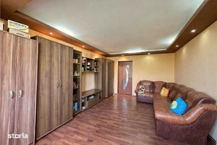 De vanzare - apartament spatios si luminos in Micalaca, Arad