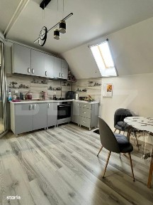 Apartament 2 camere, etaj 3, zona Sud