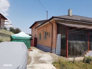 Casa de vanzare in valul lui Traian