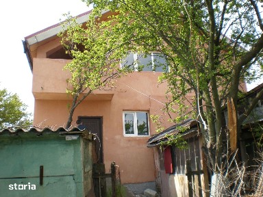 vând vilă, anexe cu 1250mp în Balș sau schimb cu Ilfov sau apropiere