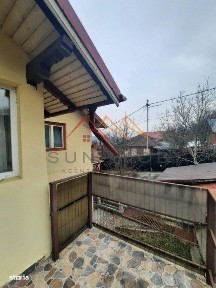Vila 7 camere, an 1984, garaj, terasa, teren 604 m2, Poiana Campina,PH