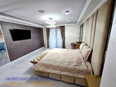 Apartament vanzare 5 camere, garaj dublu in bloc NOU, 200 mp