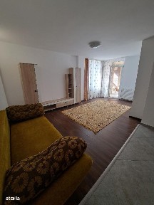 De inchiriat Apartament 3 camere, zona Cetate-Liceul Sportiv.