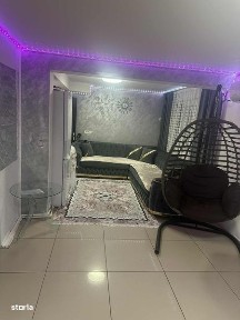Aparament de vanzare cu 3 camere