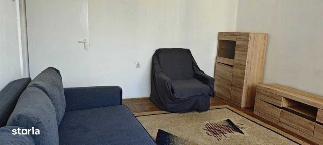 Inchiriez apartament cu o camera, 35mp2 aflat la etajul 4