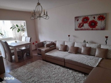 Dau in chirie apartament 4 camere