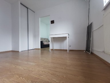 Etajul 2 / 2 camere / Rogerius