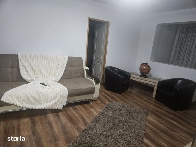 Inchiriez apartament