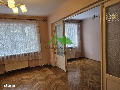 Apartament 4 camere +garaj- decomandat - str. Ioan Slavici, et.1