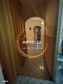 Se vinde apartament 3 camere 71mp decomandat 64.900euro neg