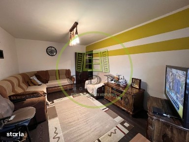 Apartament 3 camere, decomandat, cartier 1 Mai, zona parcul Nicolae Ro