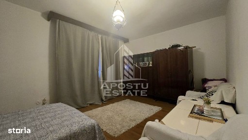 Apartament 2 camere, centrala proprie, Zona Soarelui