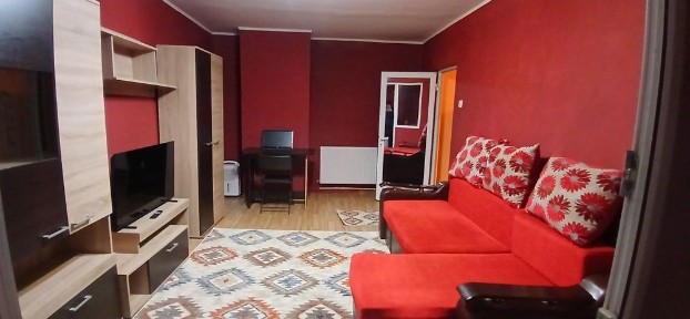 Închiriez apartament cu o camera Gospodina