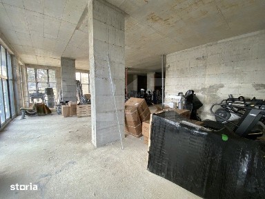 Spatiu comercial de vanzare, 314 mp, zona Bradet