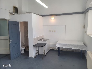 Inchiriez apartament 2 camere + 2 bai pentru muncitori, 10 persoane