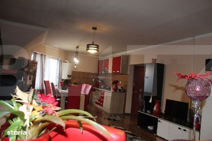 Casa cu etaj si spatiu comercial, vedere la partia de schi - Covasna