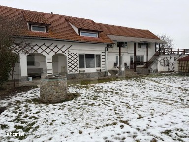 Casa de vanzare cu teren generos - la doar 15 minute de Brasov