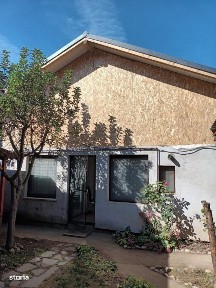 Casa 90 mp, teren 199 mp, zona Centru Vechi