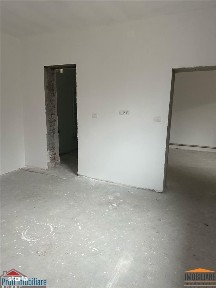 Vand apartament 3 camere la casa 126 mp, centru